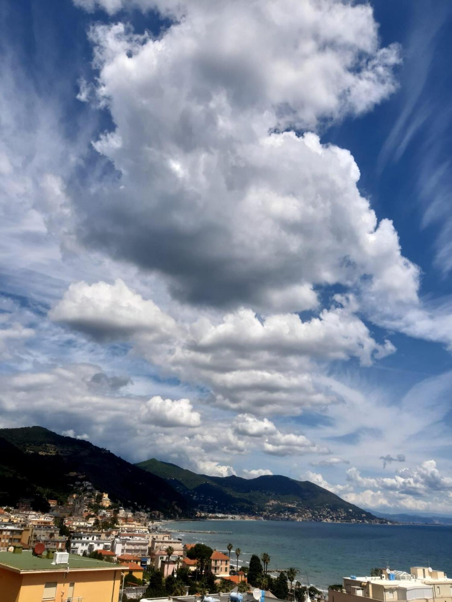 Villa Spectacular Sea View - 3 Minutes Walk From The Sea Laigueglia Exterior foto